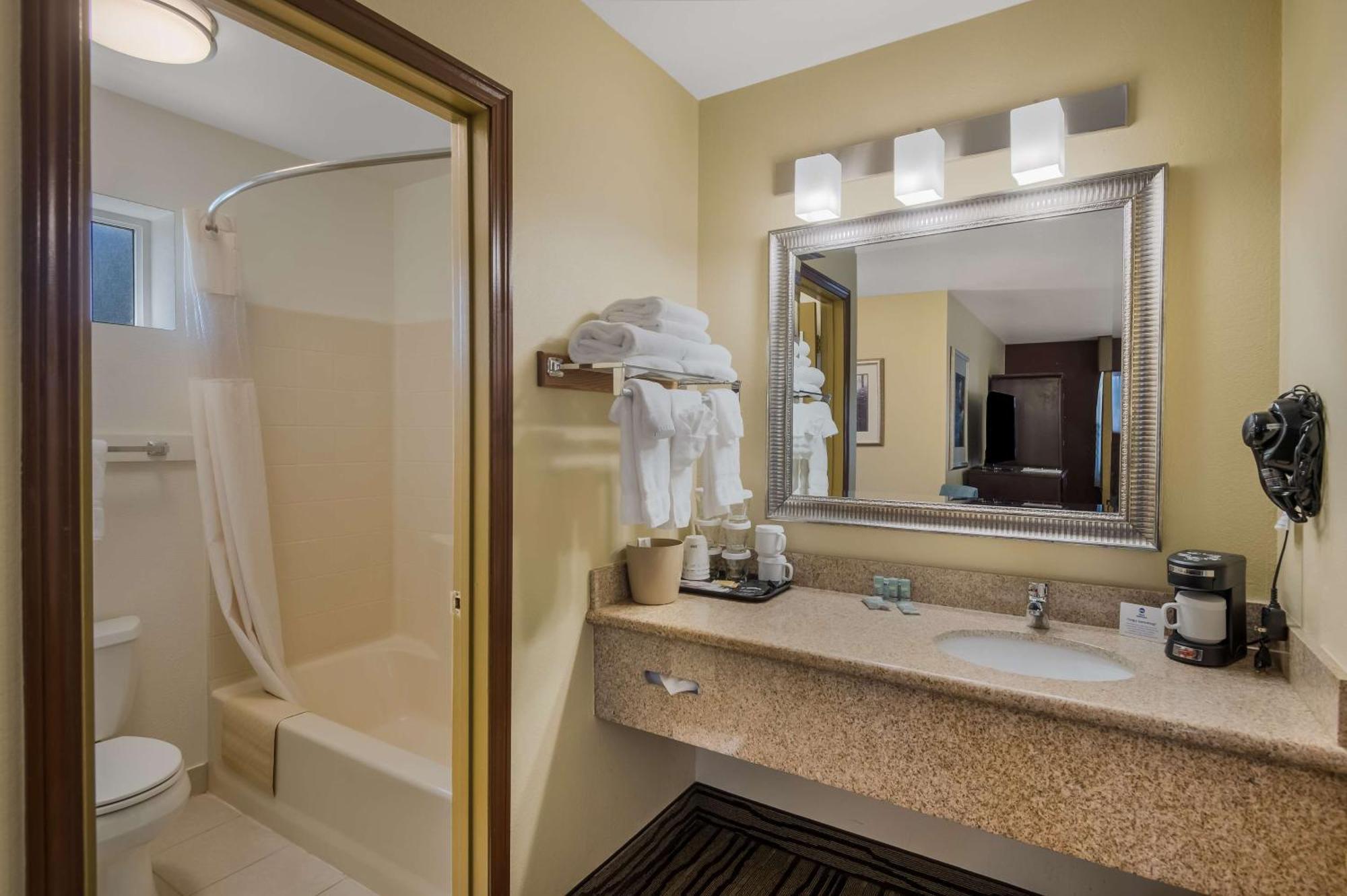 Best Western Cottage Grove Inn Экстерьер фото